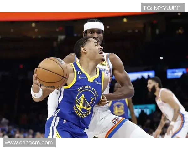 2015至2016赛季勇士与雷霆对决回顾：巅峰对决与传奇时刻的交织