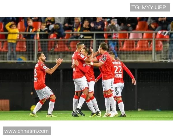 格勒诺与阿雅克的精彩对决分析与赛前预测探讨