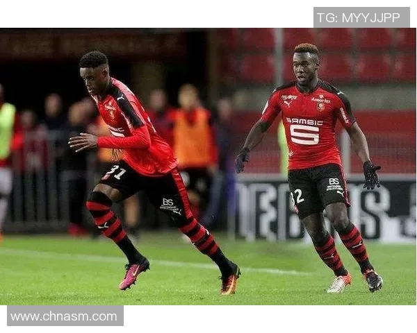 洛里昂与第戎激战正酣谁能在这场较量中笑到最后