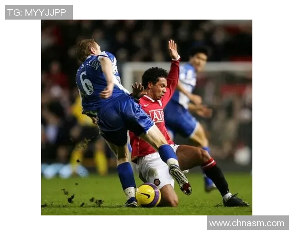 曼联与雷丁精彩对决比赛录像回放全程回顾与精彩瞬间分析 曼联与雷丁精彩对决比赛录像回放全程回顾与精彩瞬间分析